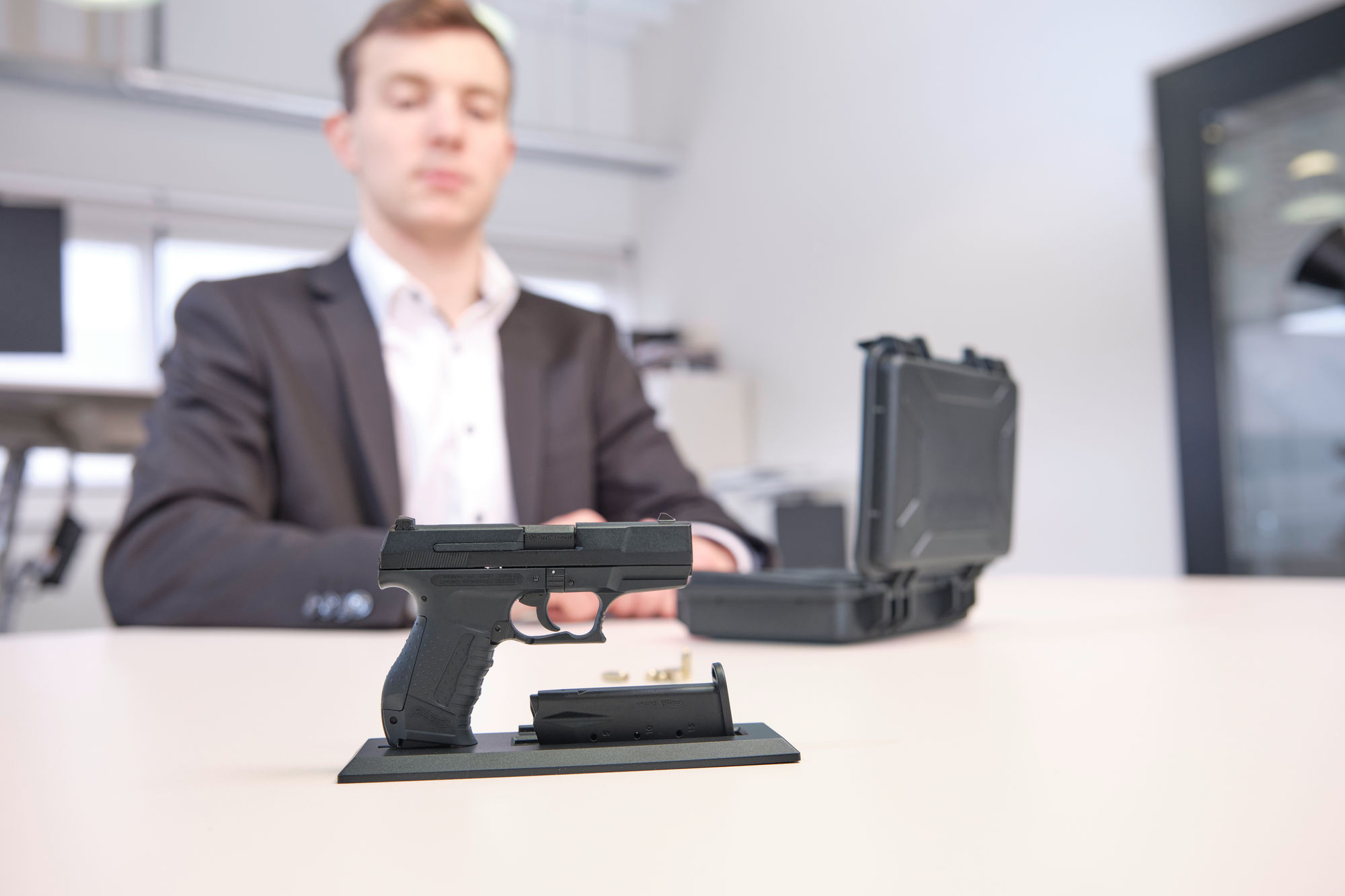 UMAREX World of Arms Walther P99