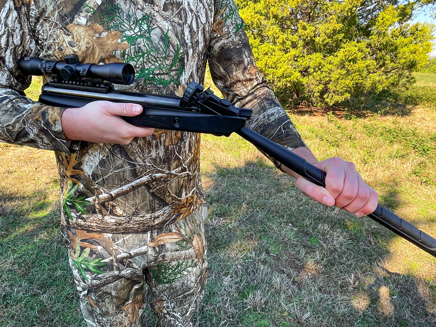 UX Exclusive (Umarex) Multi-Shot Break Barrel Emerge UX Exclusive (Umarex) Multi-Shot Break Barrel Emerge