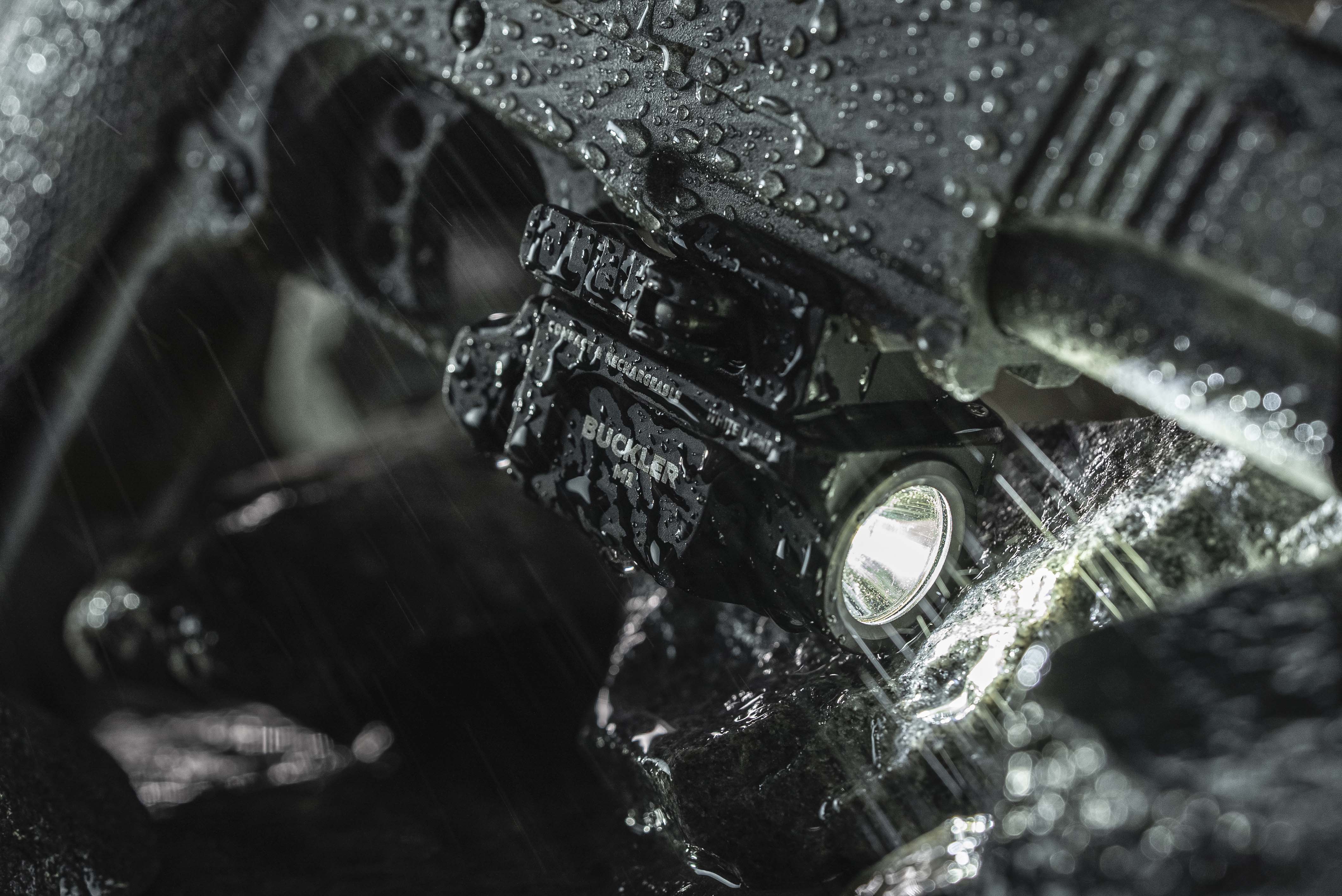 ARMYTEK Buckler M1 White