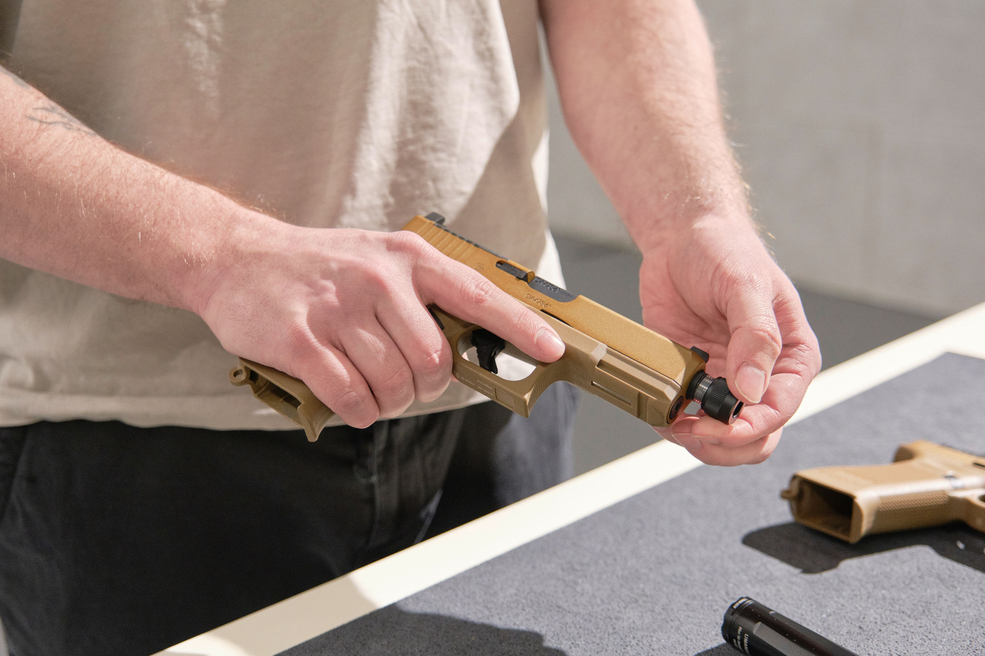 GLOCK (Umarex) CO2 Airgun Replica G19 MOS BB