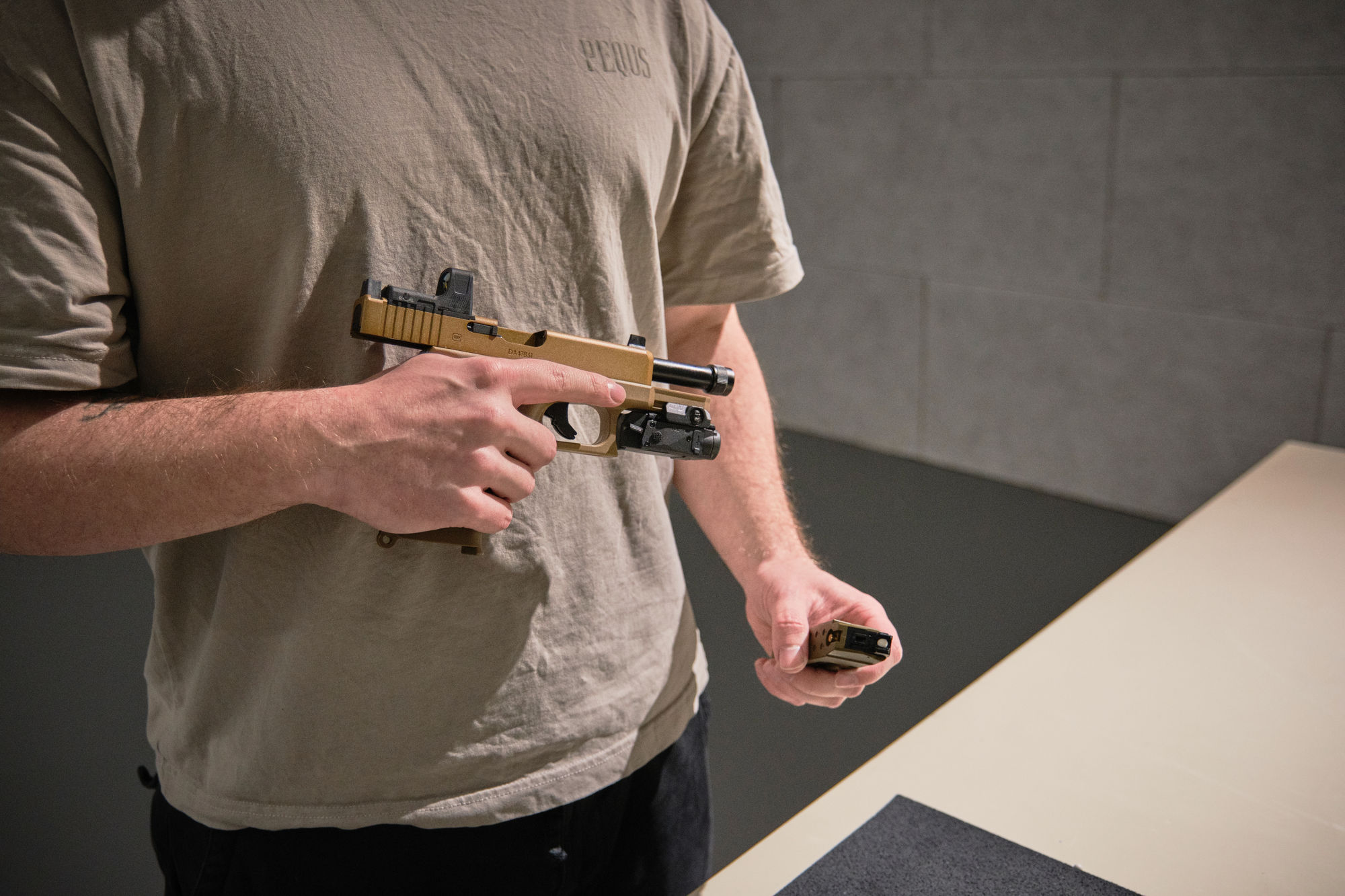 GLOCK (Umarex) CO2 Airgun Replica G19 MOS BB