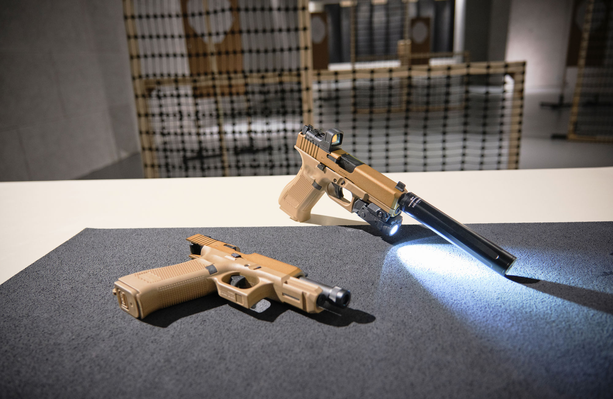 GLOCK (Umarex) CO2 Airgun Replica G19 MOS BB