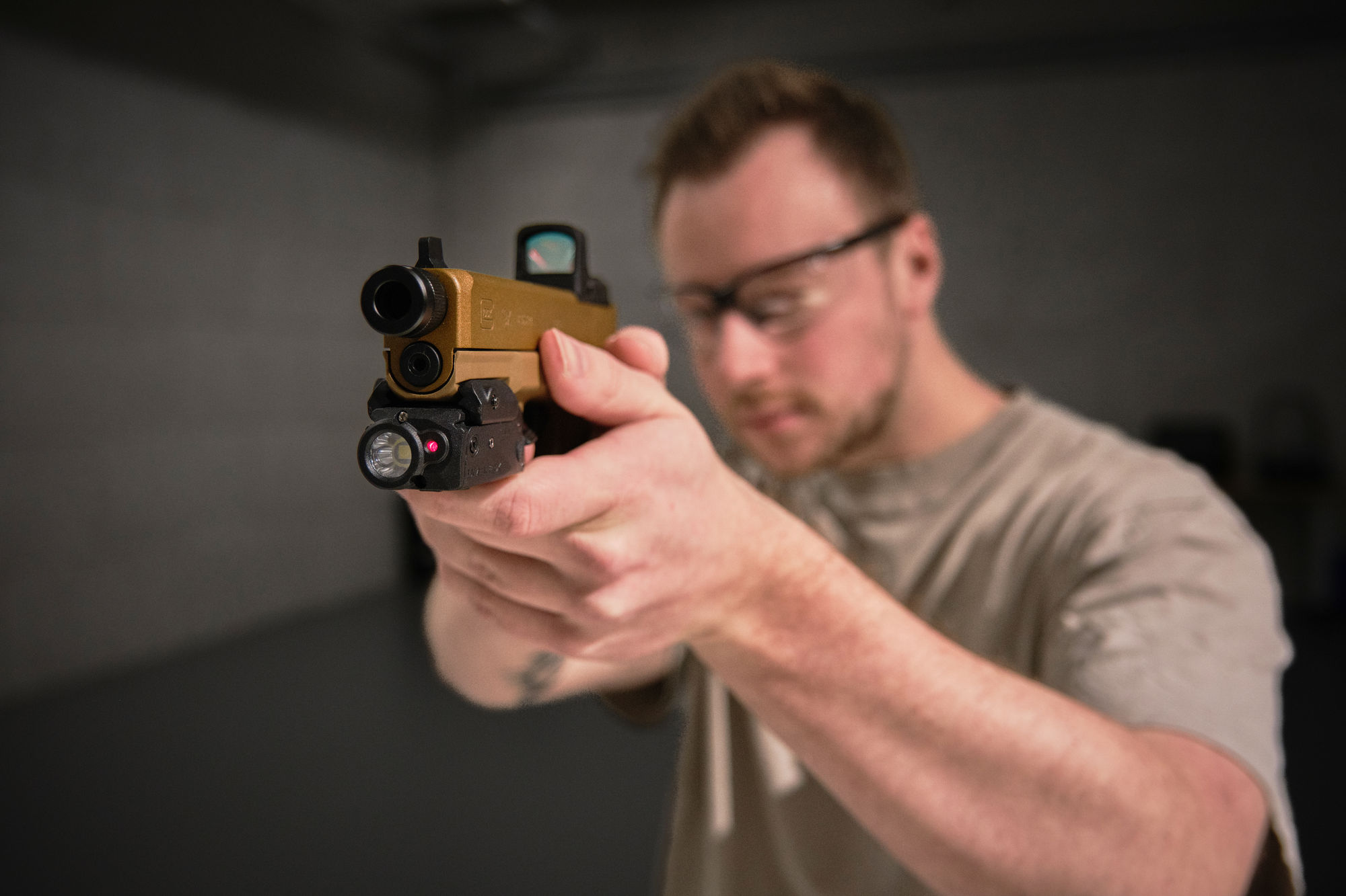 GLOCK (Umarex) CO2 Airgun Replica G19 MOS BB